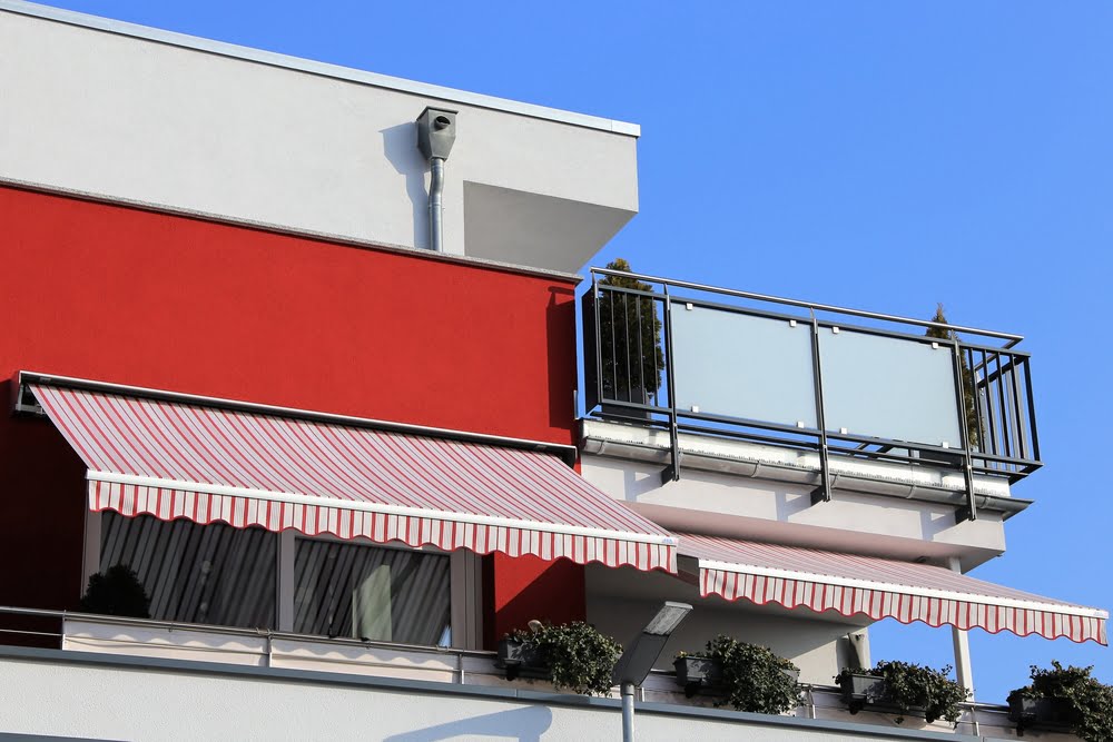 Retractable Awnings in Energy Efficiency